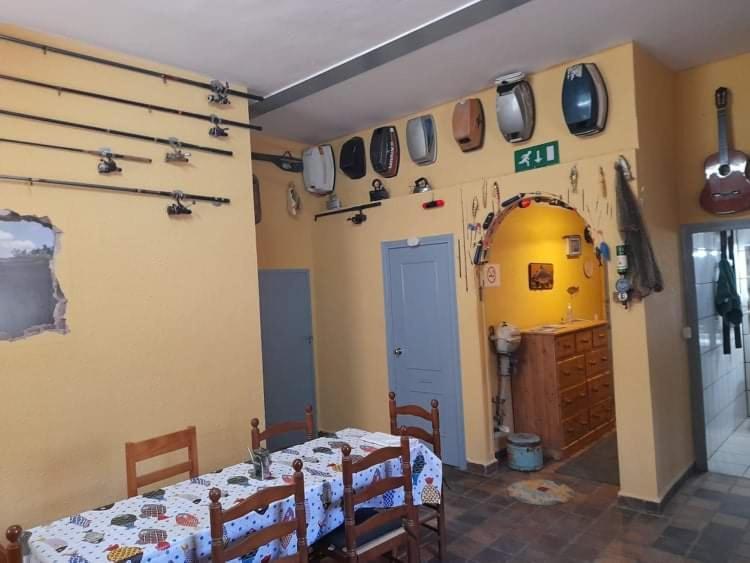 R U Ready Fishing, River Ebro Mequinenza Exterior photo
